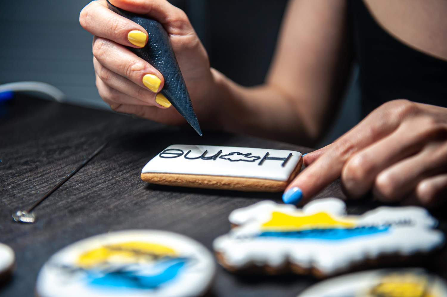 The Pen That Grows Profit: How Handwritten Notes Can Supercharge Your Business
