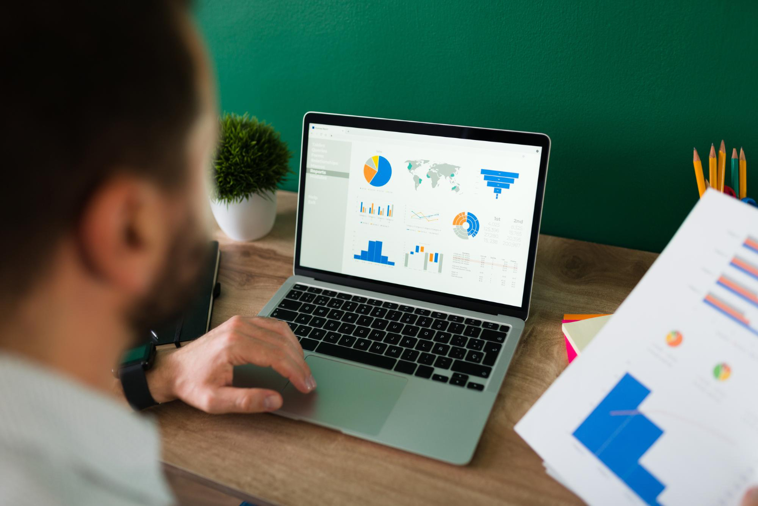 Small Business Marketing Unleashed: 10 Power Moves for Explosive Growth